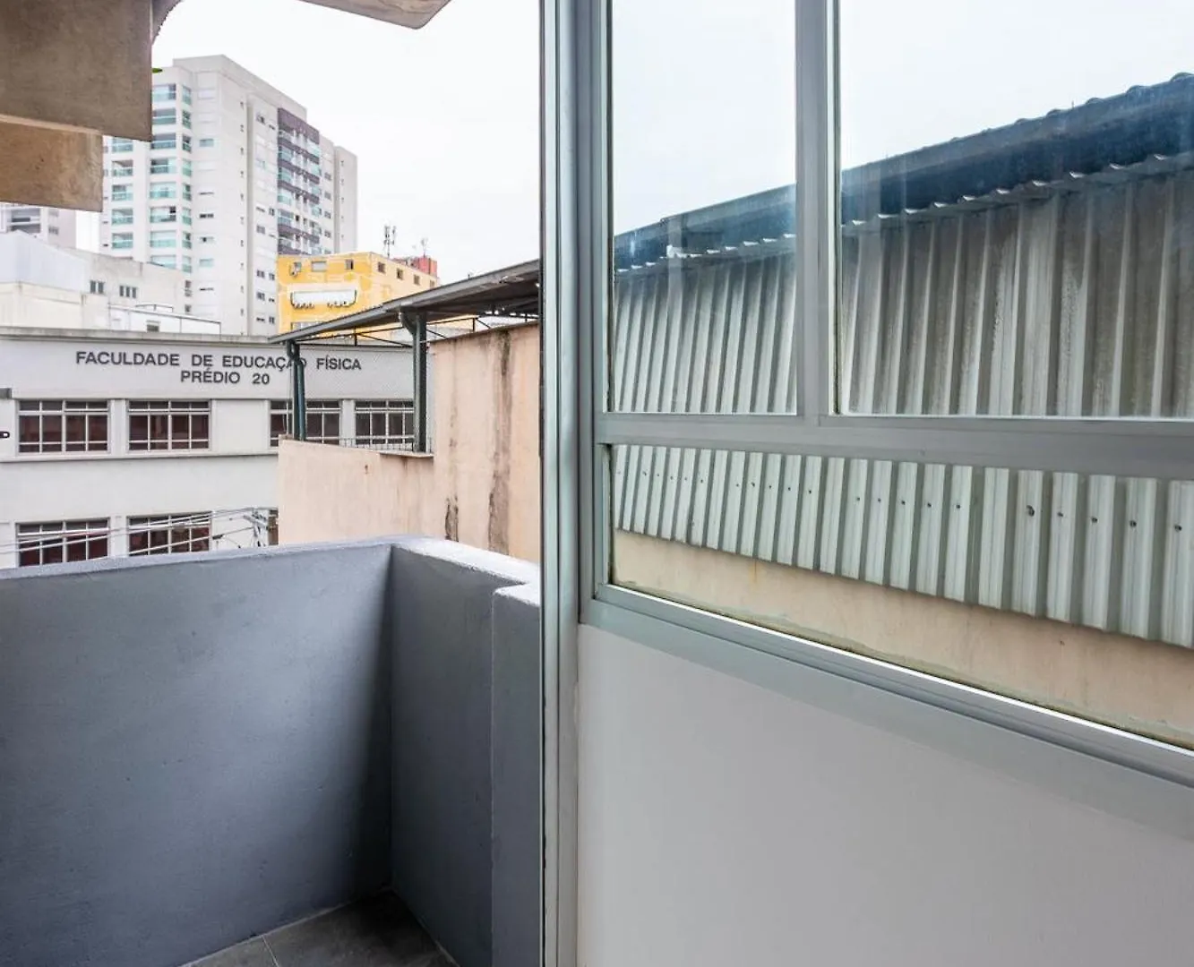 Impecavel C/ Garagem Prox Metro Hospitais E Mto +! Apartamento